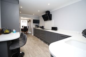 Kitchen- click for photo gallery